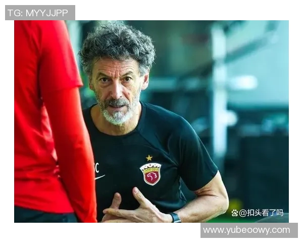 中国足球大冷门球星崛起背后的传奇故事与意外逆袭 中国足球大冷门球星崛起背后的传奇故事与意外逆袭