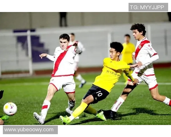 足球星球围绕太阳旋转展开人类热爱与梦想的璀璨篇章 足球星球围绕太阳旋转展开人类热爱与梦想的璀璨篇章